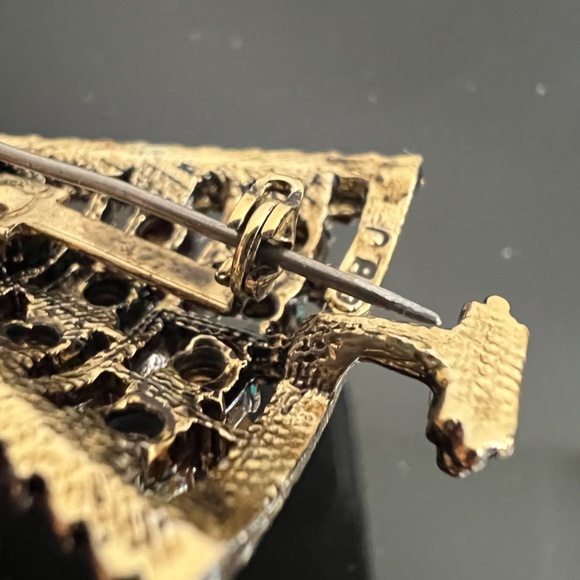 Vintage Christmas Tree Pin Brooch Beatrix B.J. Signed Rhinestone - Book Piece - Picture 9 of 12